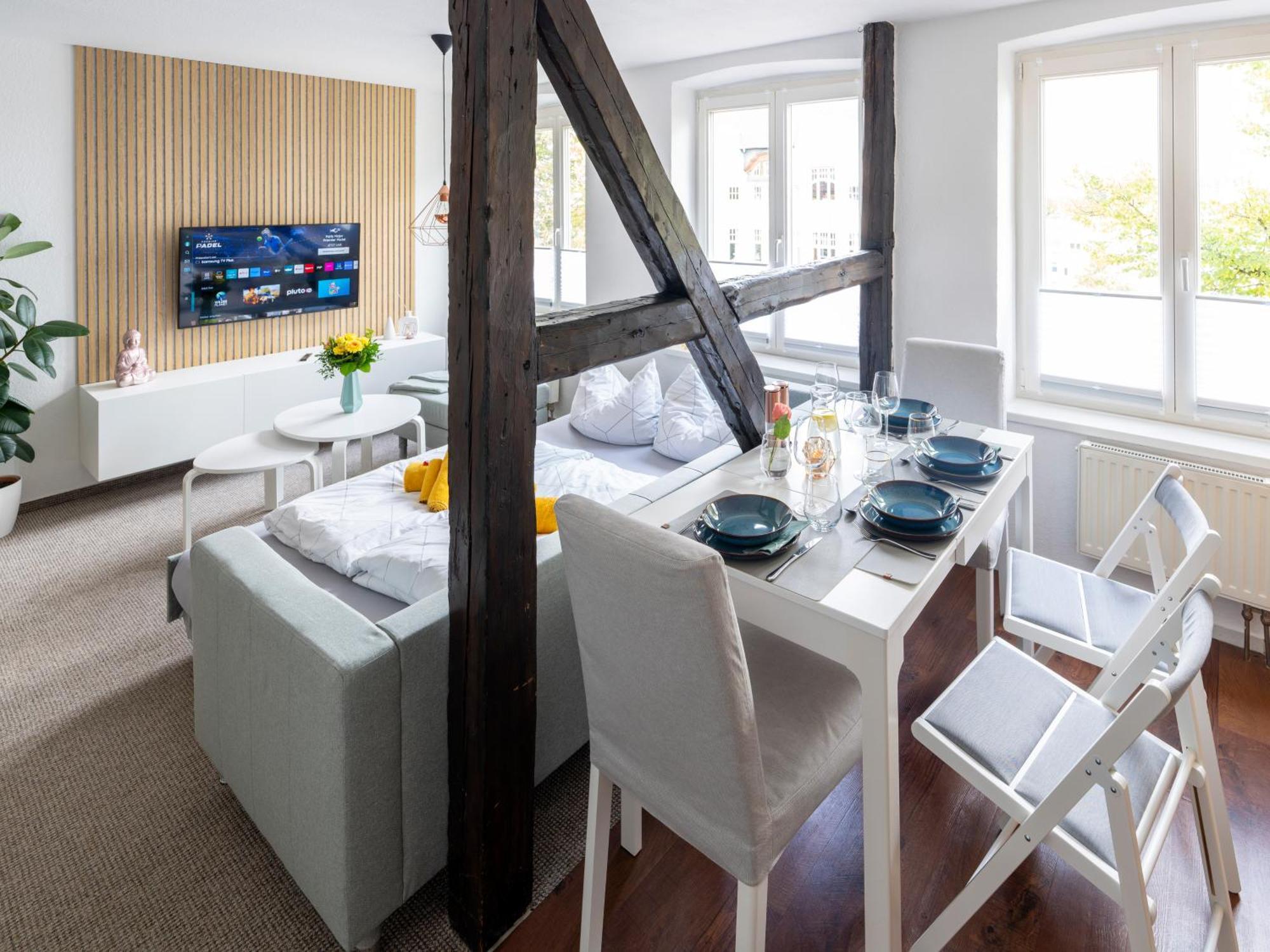 Schlosskoenig - Modernes & Zentrales Apartment Mit Balkon Und Arbeitsplatz Schwerin  Eksteriør bilde