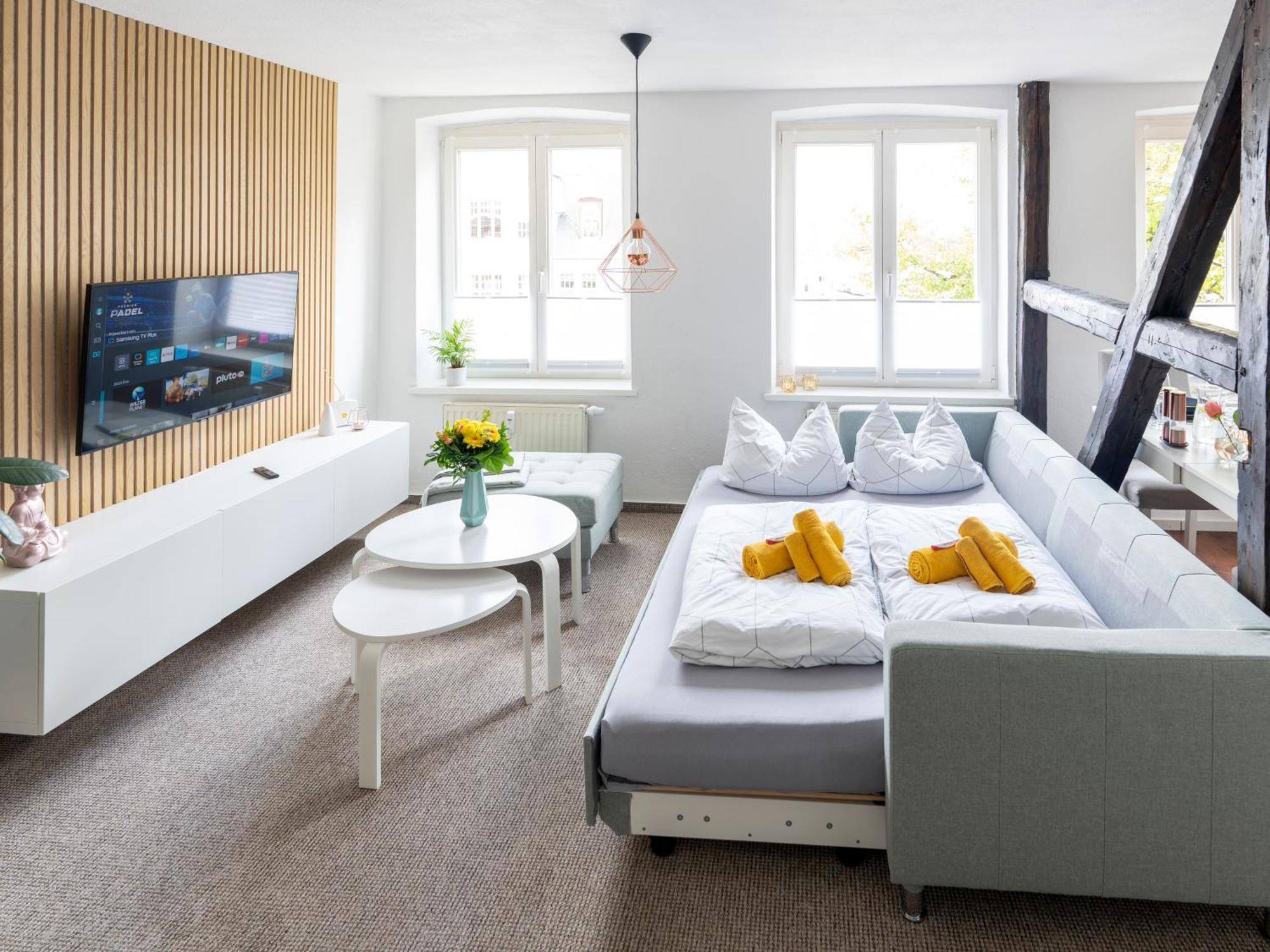 Schlosskoenig - Modernes & Zentrales Apartment Mit Balkon Und Arbeitsplatz Schwerin  Eksteriør bilde