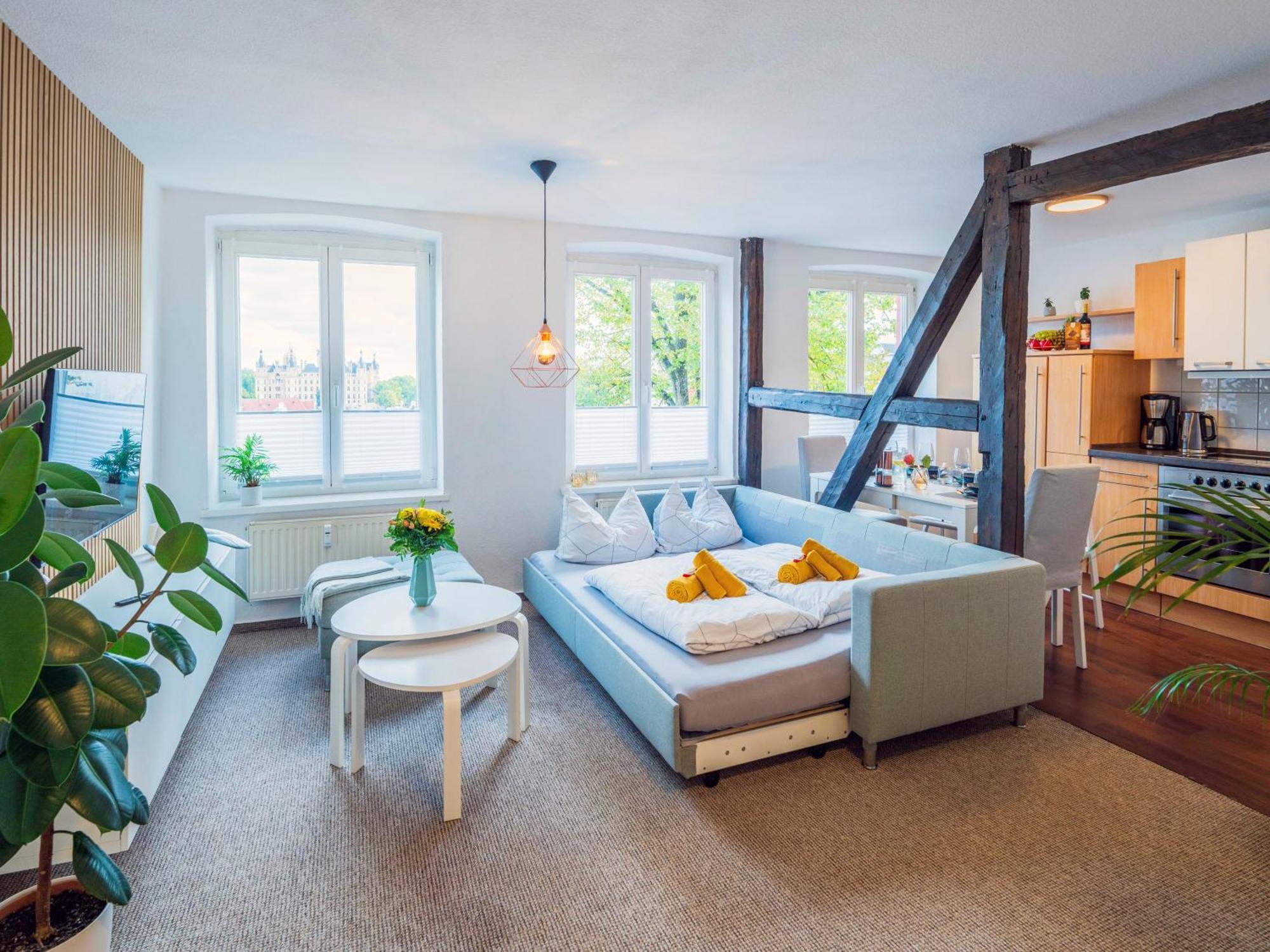 Schlosskoenig - Modernes & Zentrales Apartment Mit Balkon Und Arbeitsplatz Schwerin  Eksteriør bilde