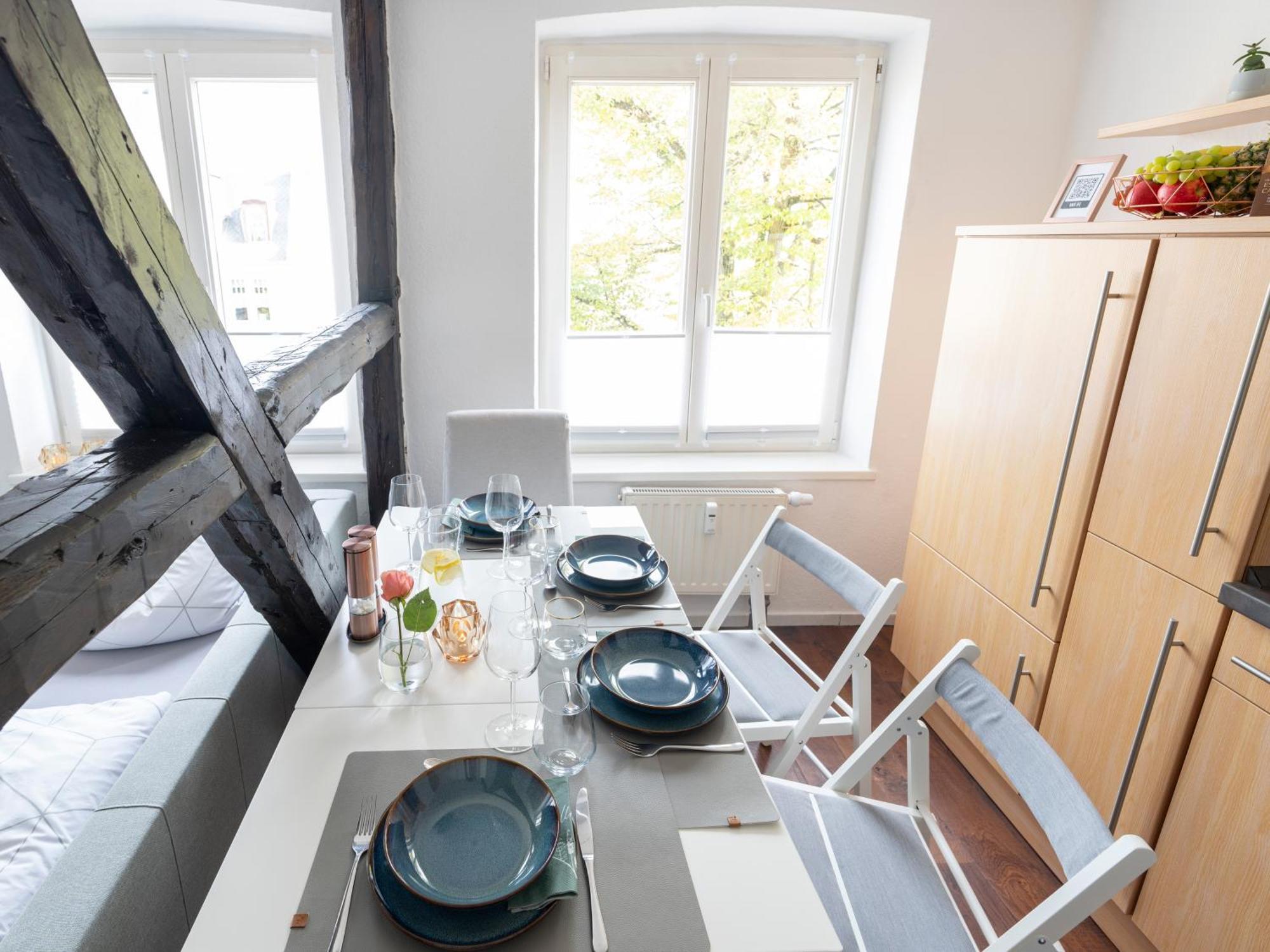 Schlosskoenig - Modernes & Zentrales Apartment Mit Balkon Und Arbeitsplatz Schwerin  Eksteriør bilde
